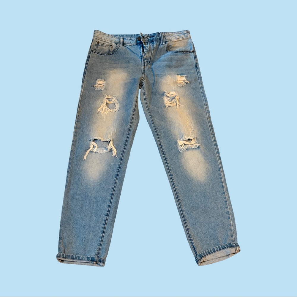 SHEIN Men's Light Blue Distressed Bootcut Jeans